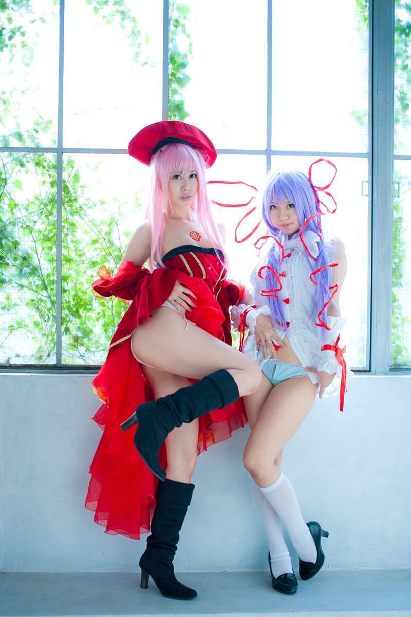 [Cosplay] two sisters sexy cos uniform photo